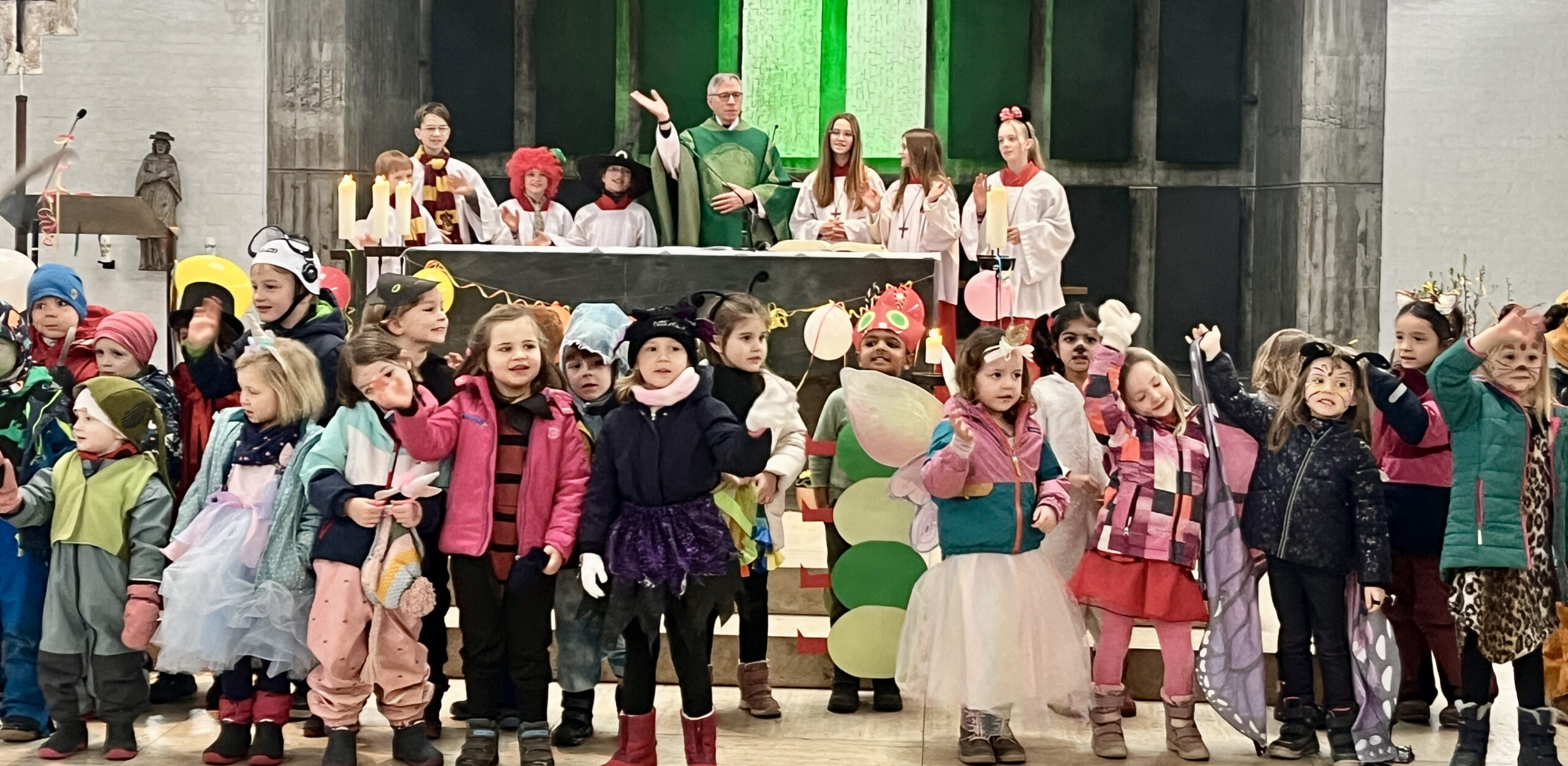 Familiengottesdienst | Fasching | St. Karl Borromäus