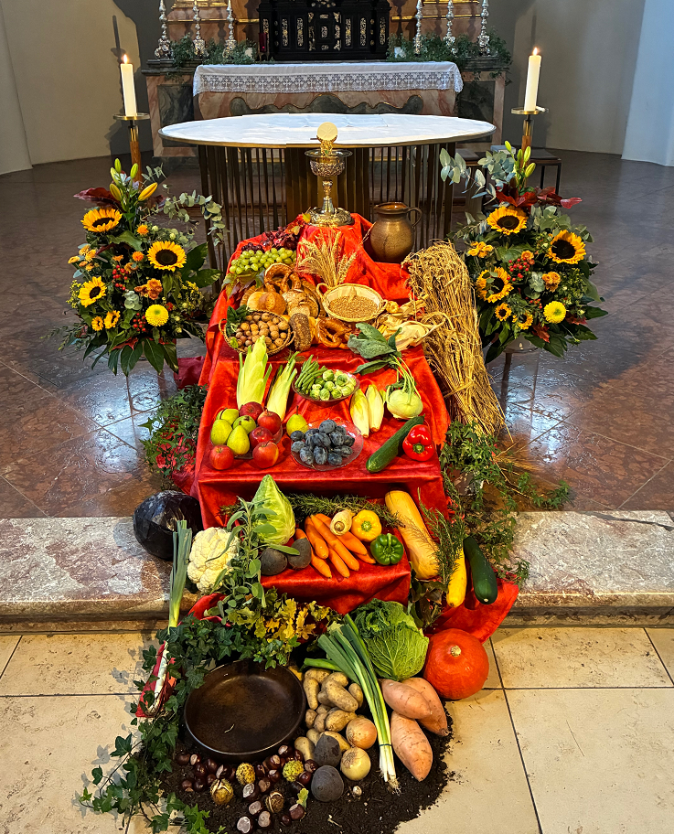 Kirchenjahr_Erntedank HK Erntedank in Heilig Kreuz